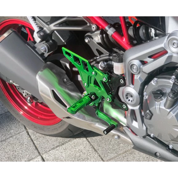แท้100% ชุดเกียร์โยง Kawasaki Z900 2017 2018 2019 พักเท้า ที่พักเท้า Xmsr อะลูมิเนียม ของแต่งมอไซค์ ของแต่ง พักเท้าแต่ง