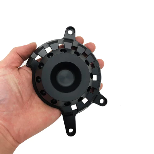 กันแคร้งเครื่องฝั่งรูมาร์ก Honda CB650F CB650R CNC อะลูมิเนียม พร้อมชุดติดตั้ง โดย XMSR